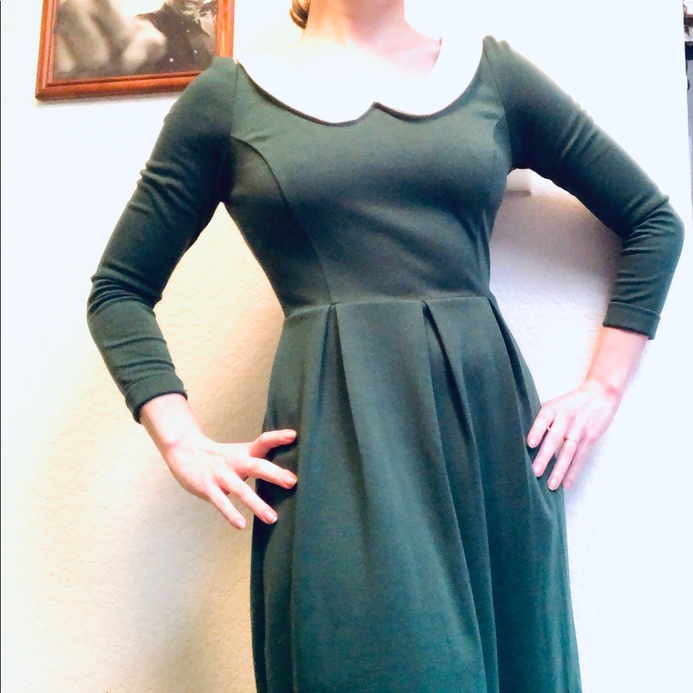 Hunter green Peter Pan dress